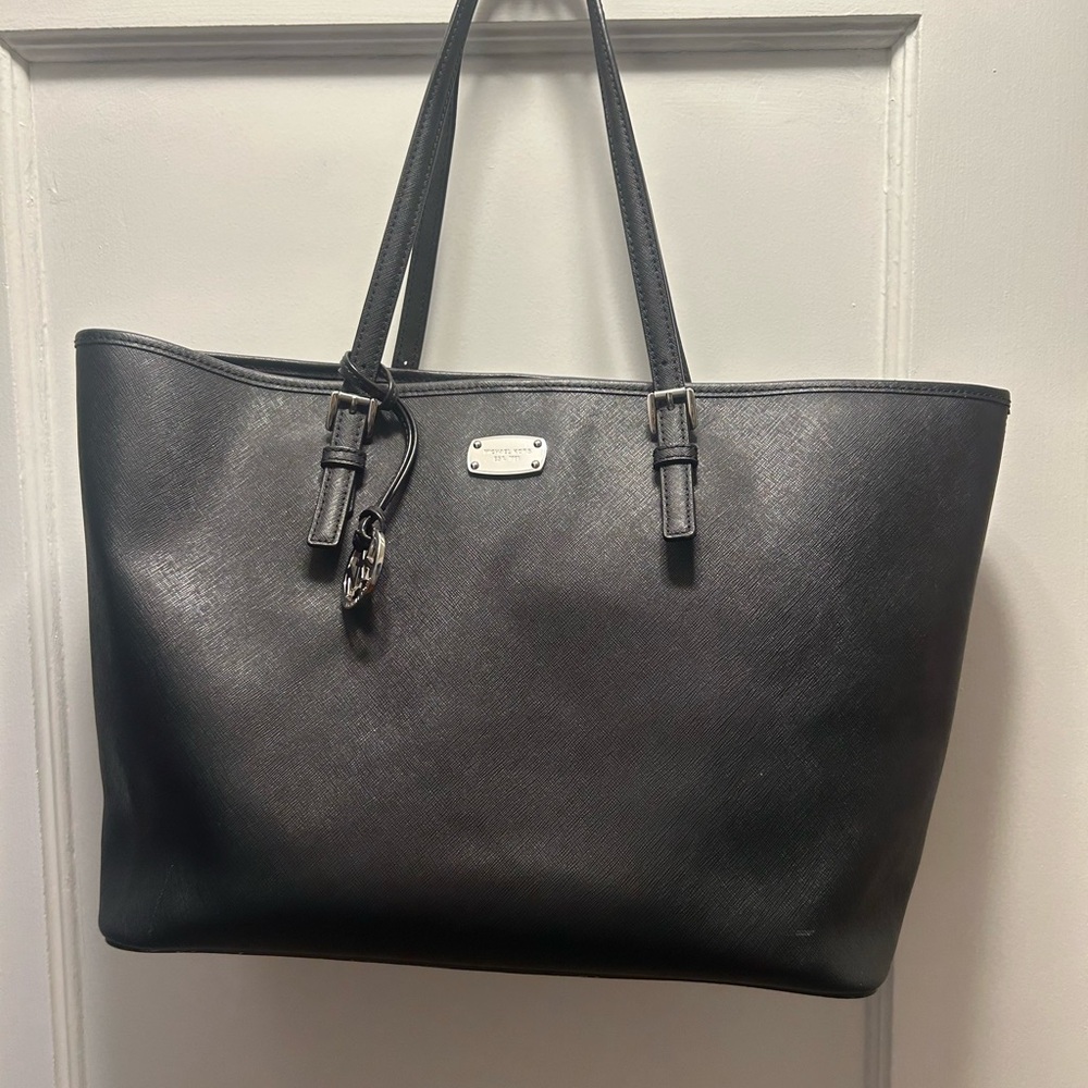 Michael Kors Elegant Black Tote Bag EUC